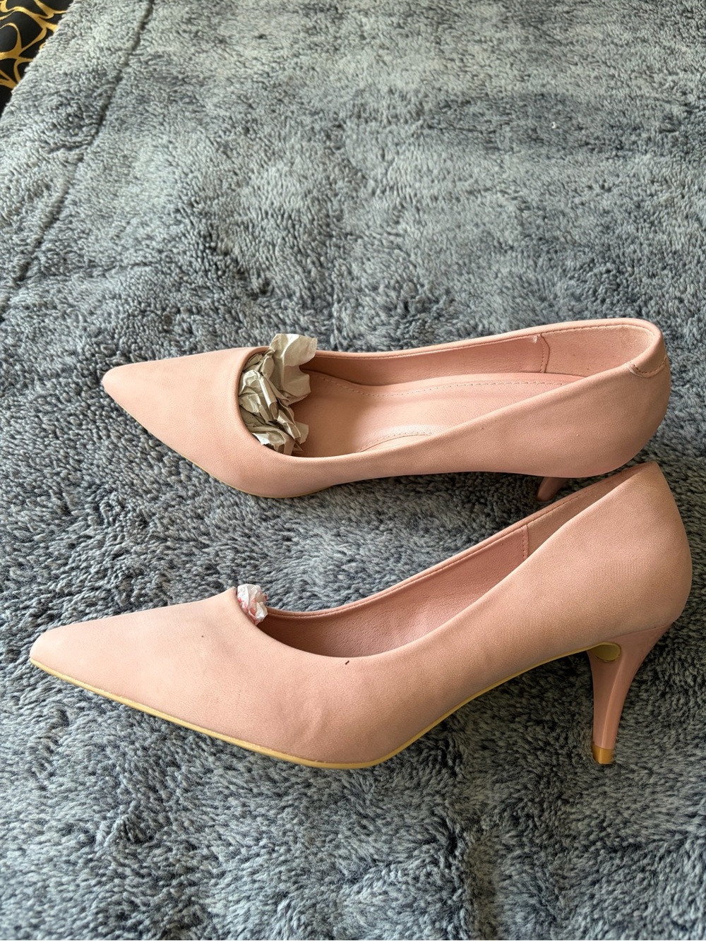 Elegant Pink Pointed-Toe Kitten Heel Pumps
